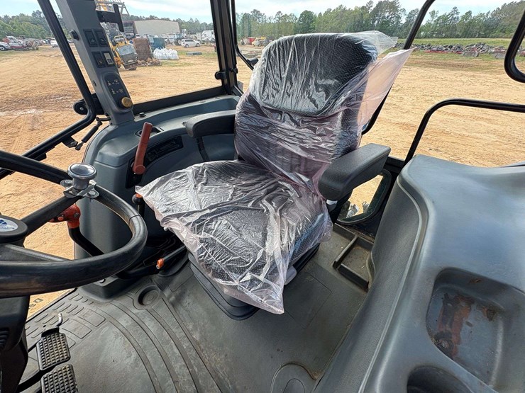 2006-new-holland-tl100a-image-13