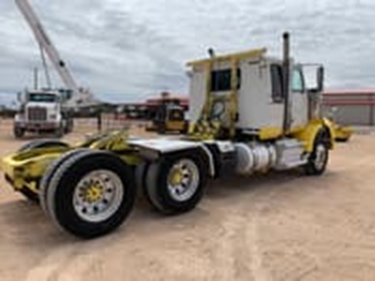 2012-western-star-4900-image-4