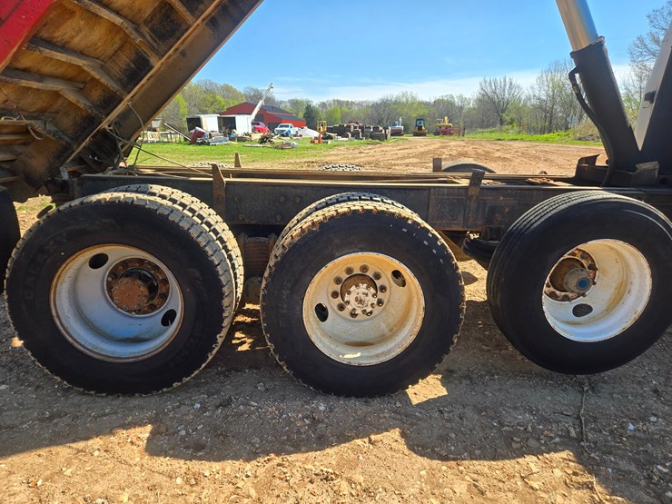 1998-mack-rd688s-image-101