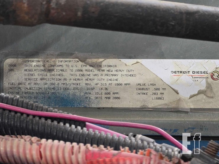 2009-freightliner-columbia-120-image-26