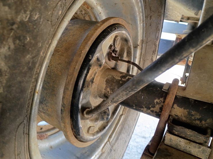 1993-jeep-wrangler-image-81