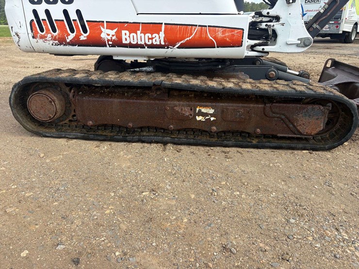 2007-bobcat-335-image-24