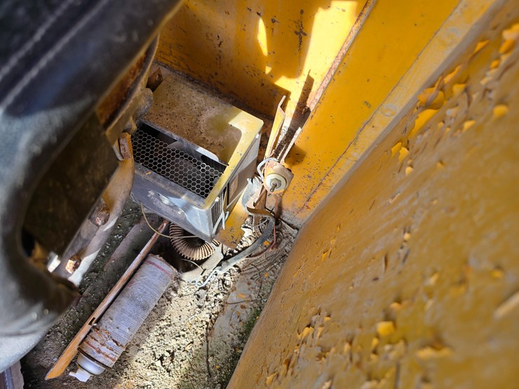 1971-deere-570a-image-88