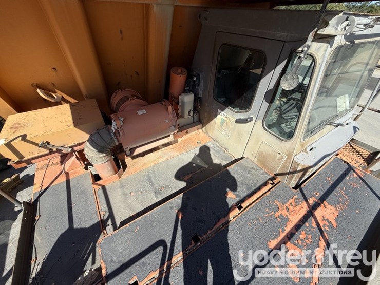 2006-hitachi-eh750-3-image-19