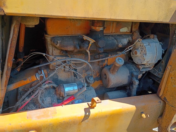 1979-case-586c-image-11