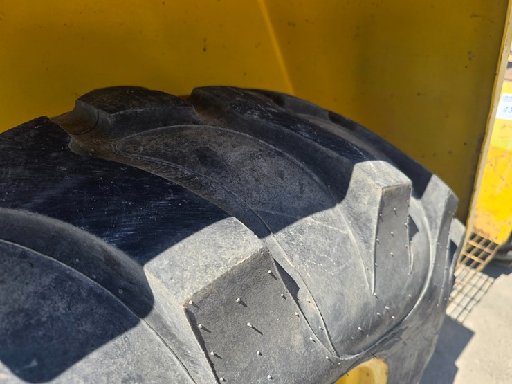 2000-sellick-sd80-image-54