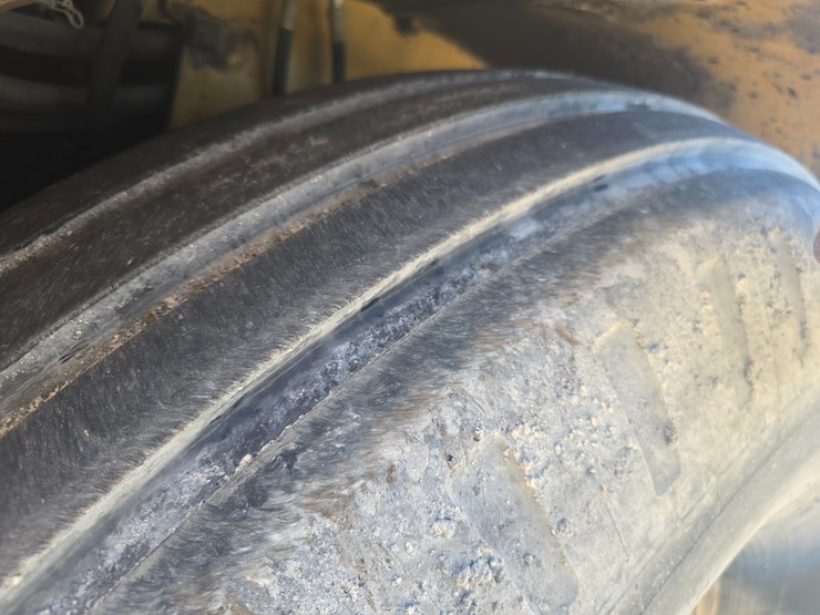 2006-caterpillar-ap-1000d-image-52