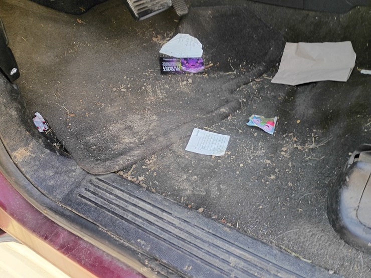 2010-chevrolet-tahoe-image-30