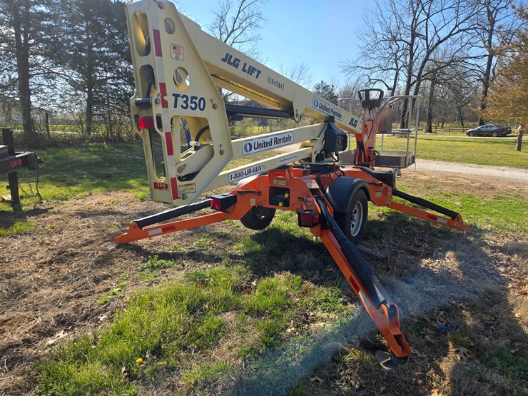 jlg-t350-image-14