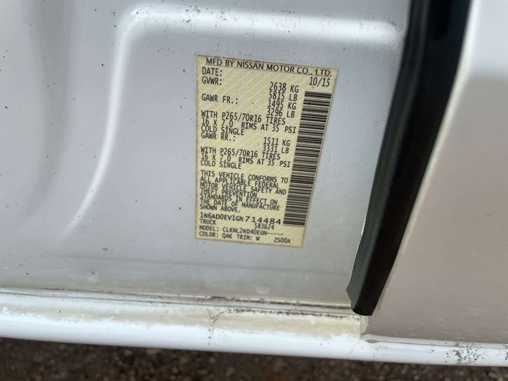 2016-nissan-frontier-image-27