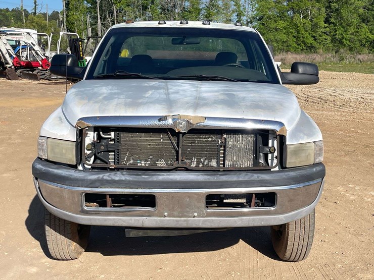 2001-dodge-ram-3500-image-5