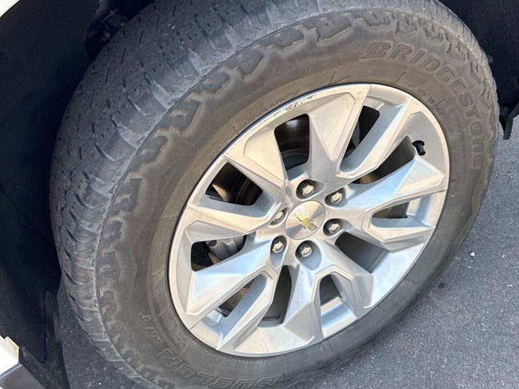 2020-chevrolet-silverado-1500-image-26