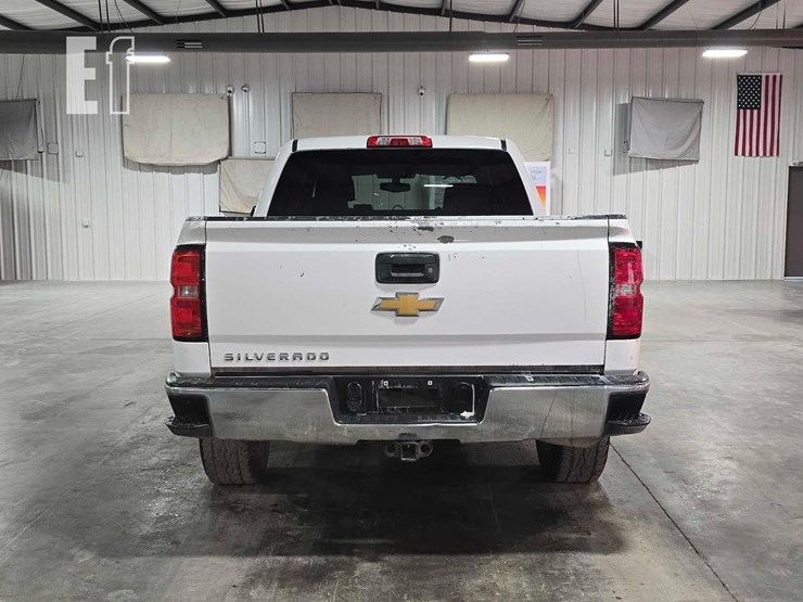 2015-chevrolet-silverado-1500-image-8