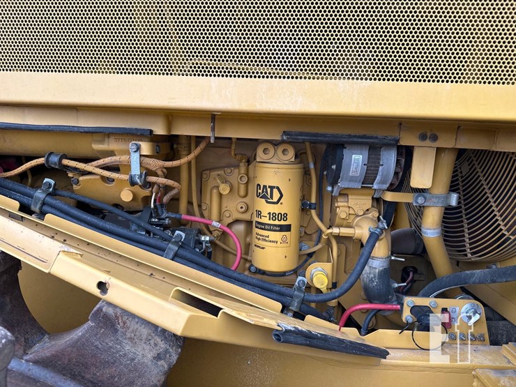 2015-caterpillar-815f-2-image-26