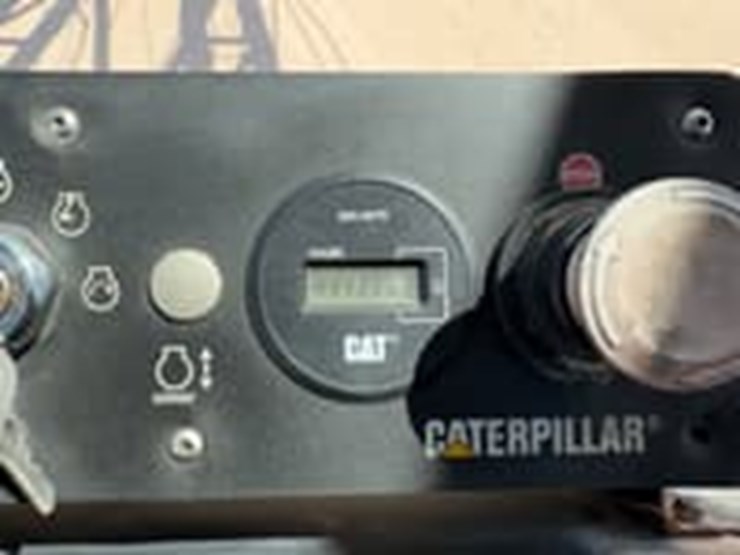 caterpillar-c15-image-15