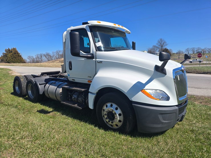 2019-international-lt-image-13