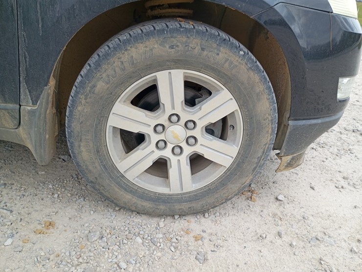 2011-chevrolet-traverse-image-75