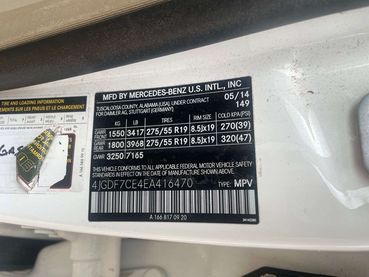 2014-mercedes-benz-gl450-image-27