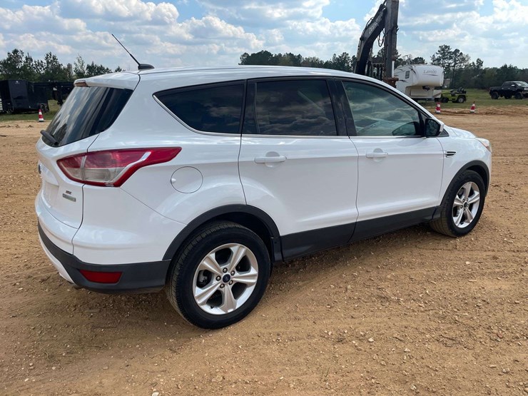 2014-ford-escape-image-3