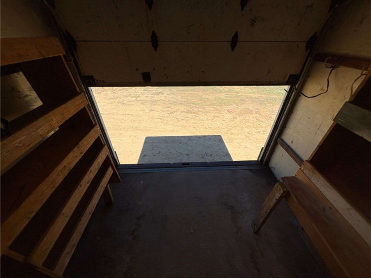 2011-ford-e350-image-20