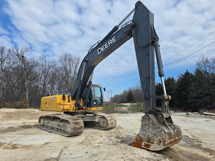 2007-deere-350d-lc-image-17