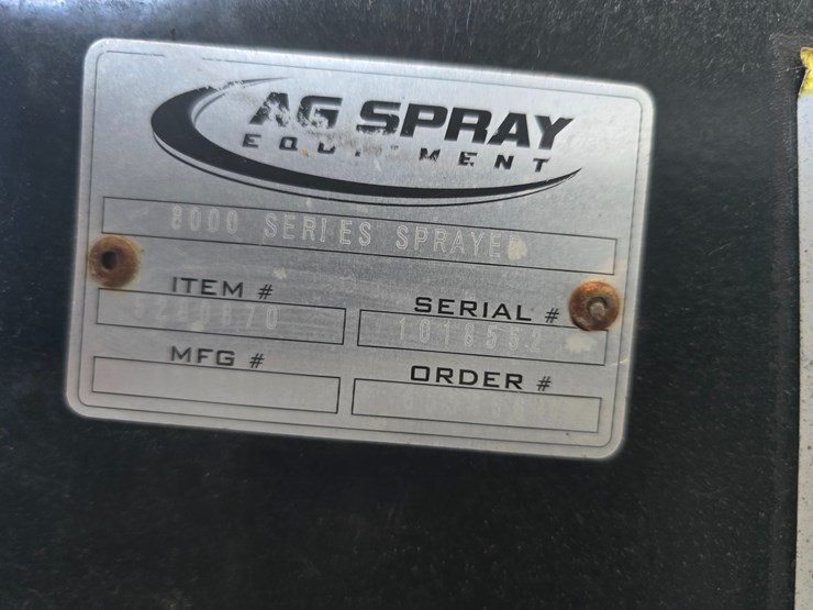 2019-ag-spray-equipment-8000-image-3