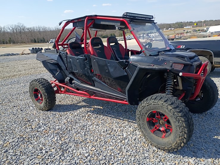 2015-polaris-ranger-image-12