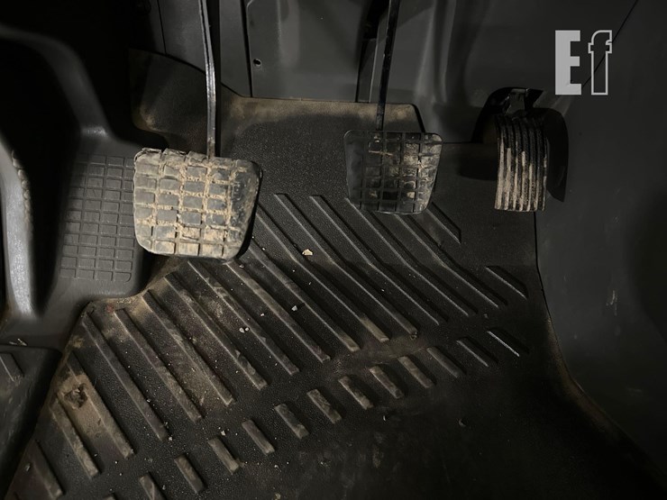 2017-international-prostar-image-16