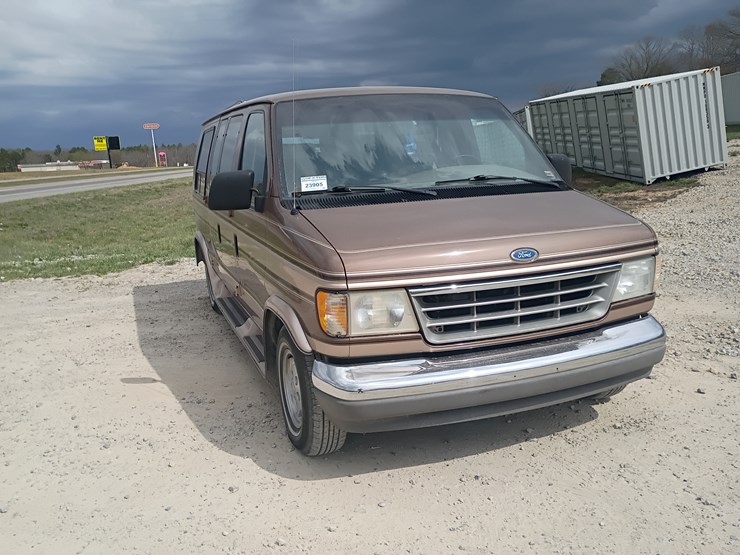 1992-ford-e150-image-14