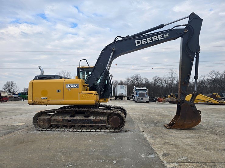 2014-deere-160g-lc-image-13