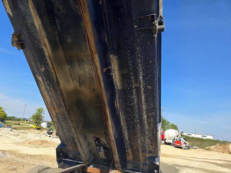 #21305-•-2003-kenworth-dump-truck-image-81