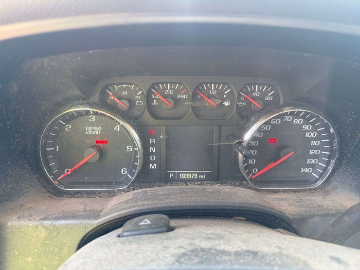 2014-chevrolet-1500-image-27