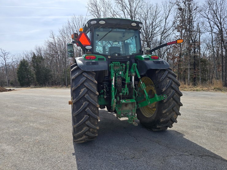 john-deere-6125r-image-10