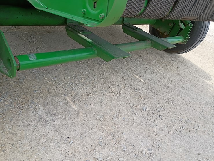 2000-john-deere-556-image-26