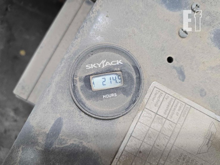 2017-skyjack-sjiii3226-image-13