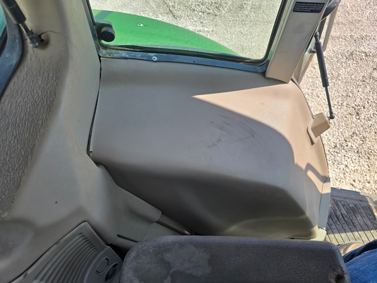 2002-john-deere-6220-image-59