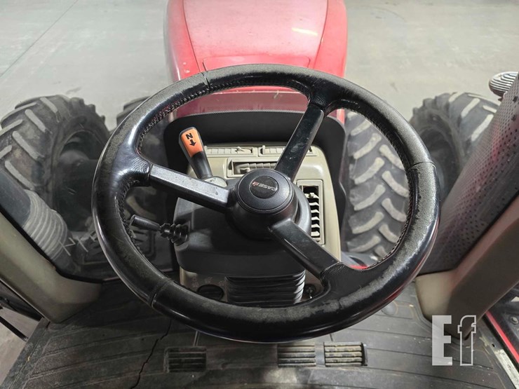 2016-case-ih-magnum-310-cvt-image-13