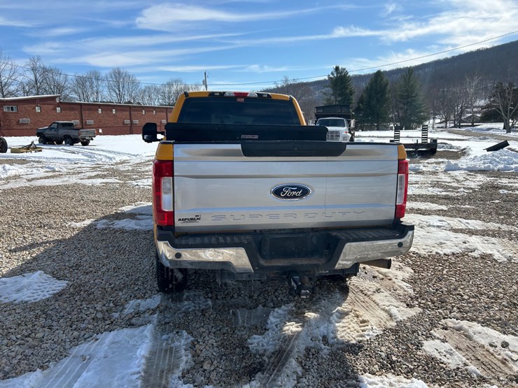 2018-ford-f250-image-9