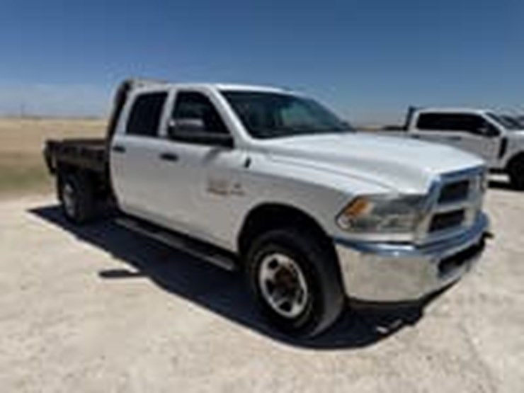 2014-ram-2500-tradesman-image-5
