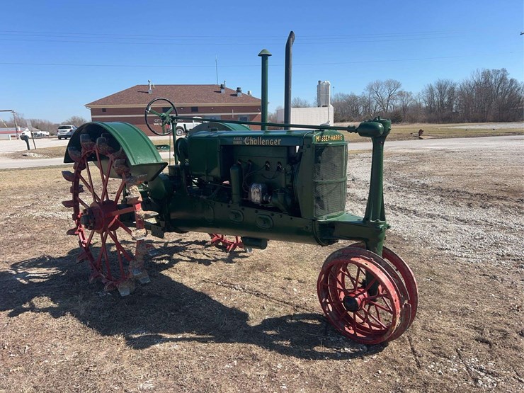 massey-harris-challenger-image-3