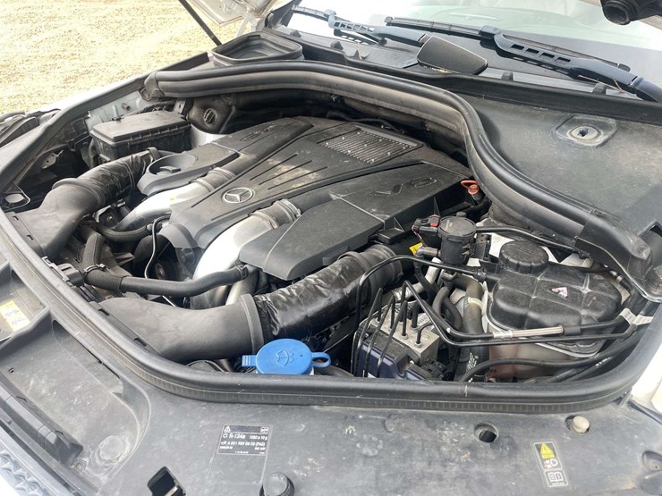 2014-mercedes-benz-gl450-image-7