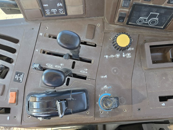 2002-john-deere-6220-image-55
