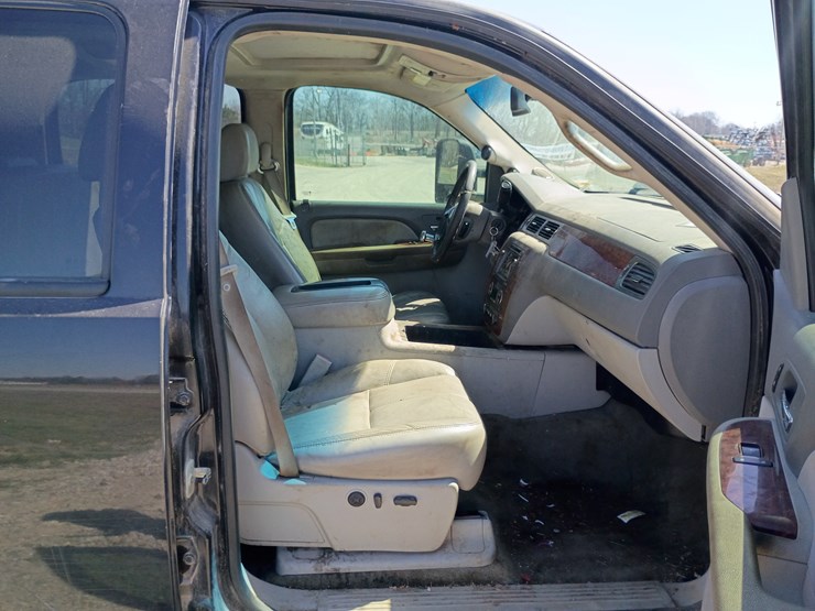 2007-chevrolet-silverado-2500-image-34