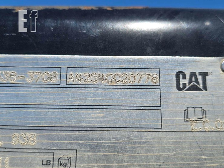 caterpillar-920-image-10