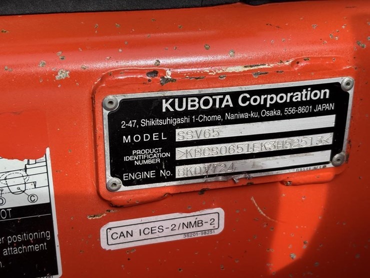 2018-kubota-ssv65-image-43
