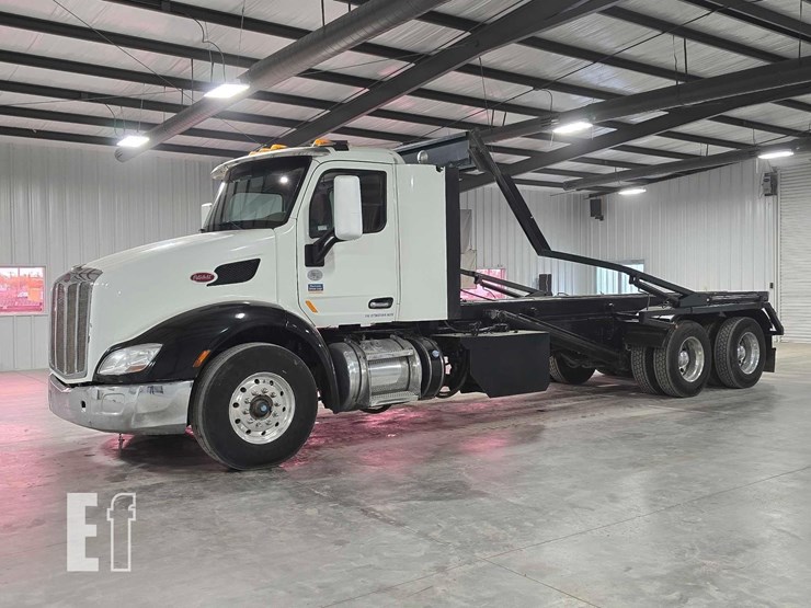 2016-peterbilt-579-image-1