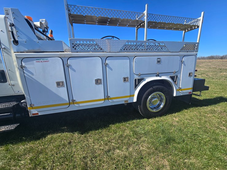 2008-international-durastar-4300-image-67