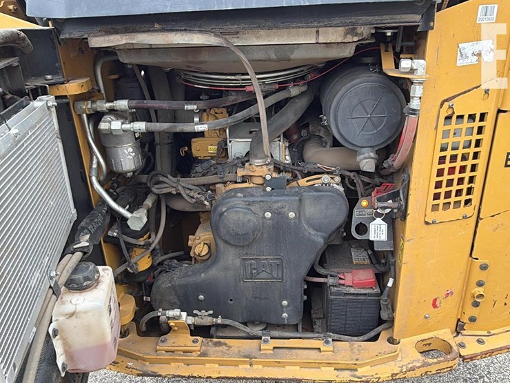 2021-caterpillar-299d3-xe-image-15