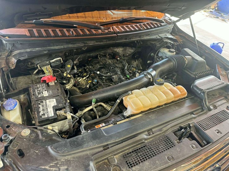 2018-ford-expedition-xlt-image-19