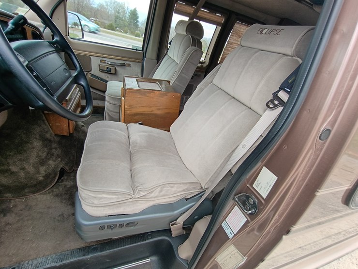 1992-ford-e150-image-33